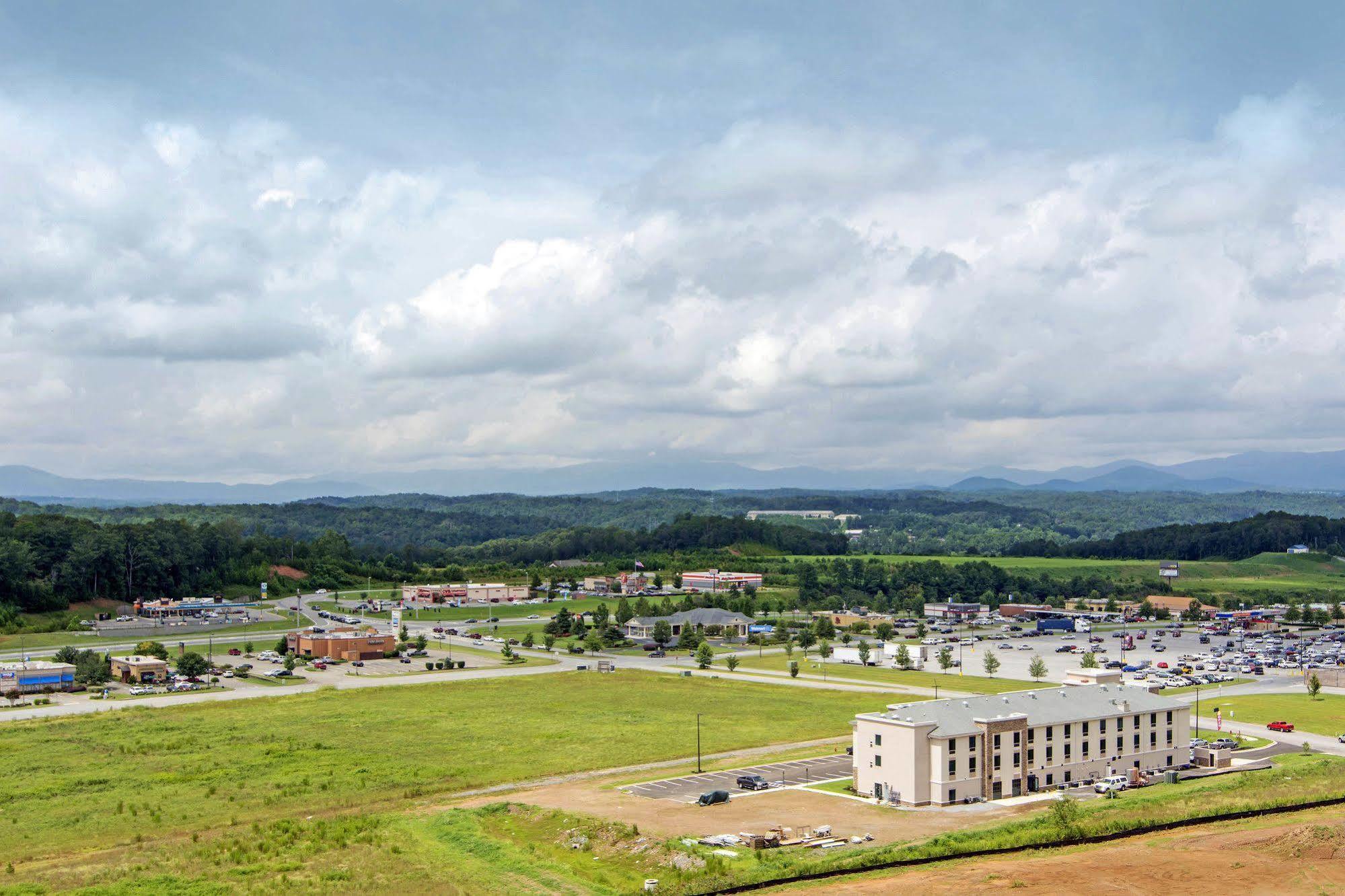 Comfort Inn & Suites East Ellijay Extérieur photo